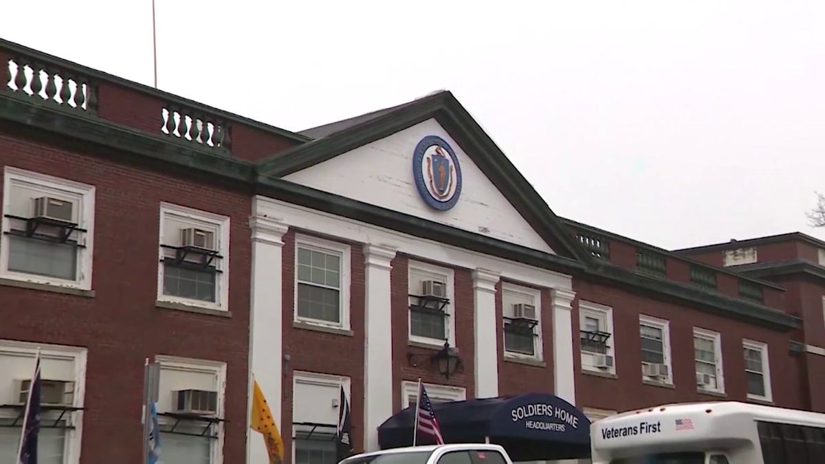 Mass. to open new safety-net migrant shelter, adds requirements to stay in shelters [Video]
