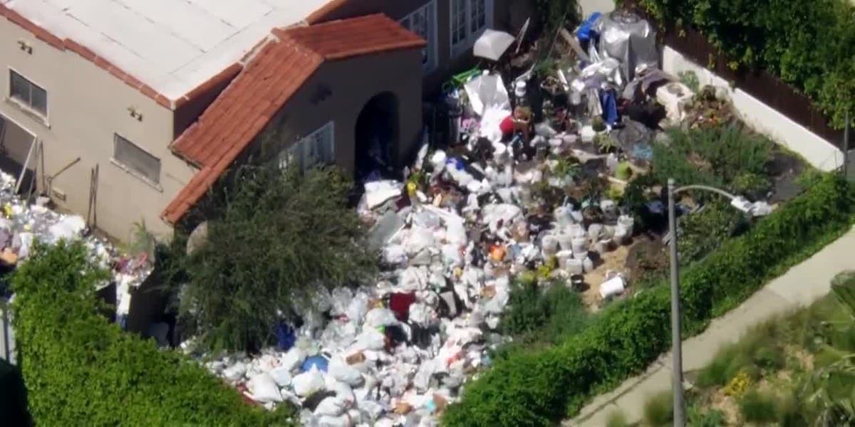 ‘Trash house’ causing concern for neighbors [Video]