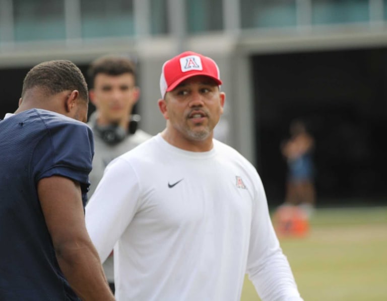 WATCH: Arizona Wide Receivers Coach Bobby Wade Press Conference [Video]