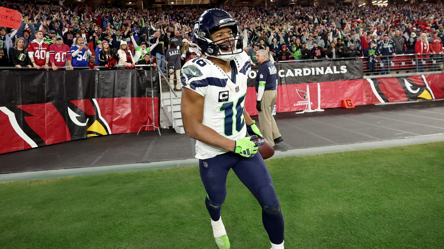 Tyler Lockett agreed to revised contract because "Seattle is home" [Video]