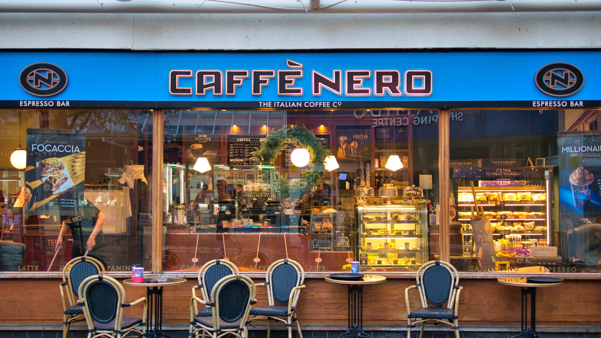 ‘I got mine’ say customers at Britains second-largest energy firm after realising they can claim Caffe Nero for FREE [Video]