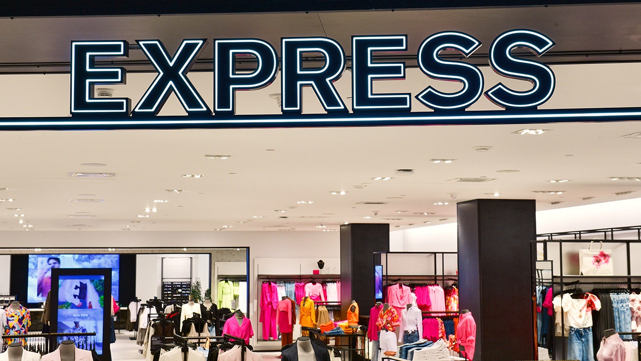 Retailer Express files petition for Chapter 11 [Video]