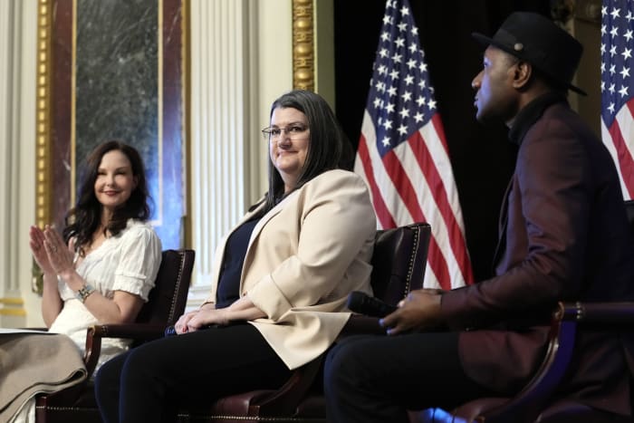 Ashley Judd and Aloe Blacc help the White House unveil its national suicide prevention strategy [Video]