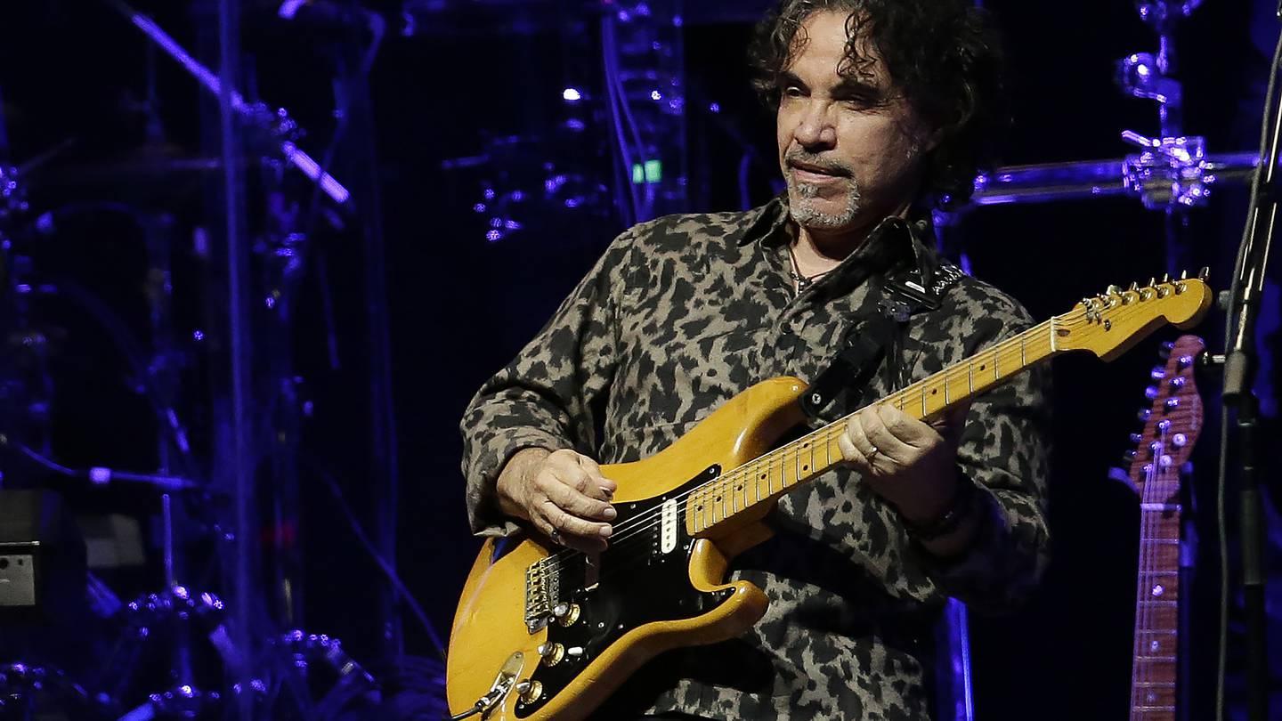 John Oates’ new album is called ‘Reunion.’ But don’t think Hall & Oates are getting back together  WSB-TV Channel 2 [Video]