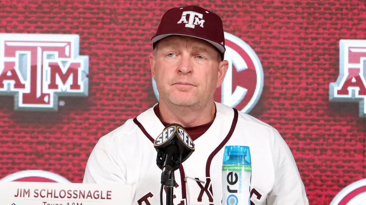 Videos of Georgia pitcher leads Texas A&M coach to suspect cheating  NBC 5 Dallas-Fort Worth [Video]
