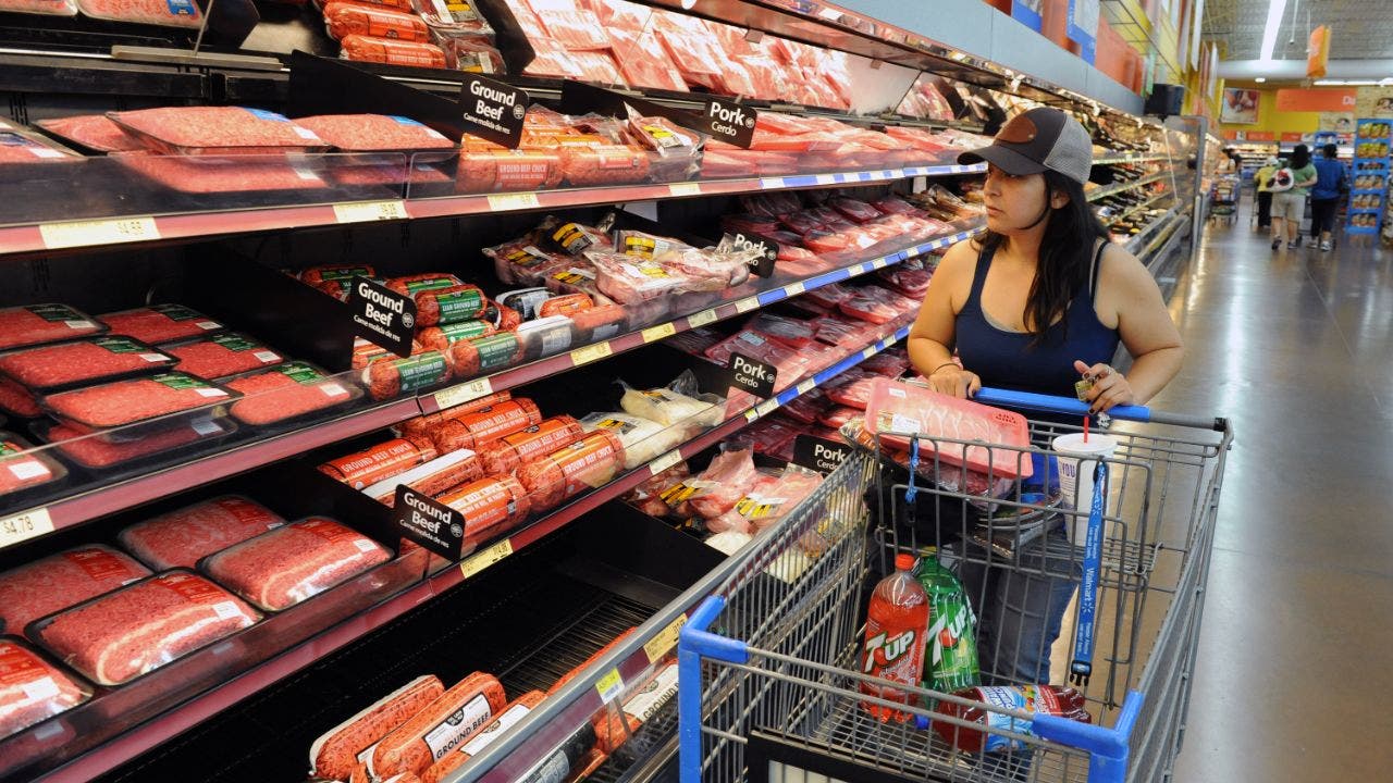 Ground beef sold at Walmart recalled over E. coli concerns [Video]