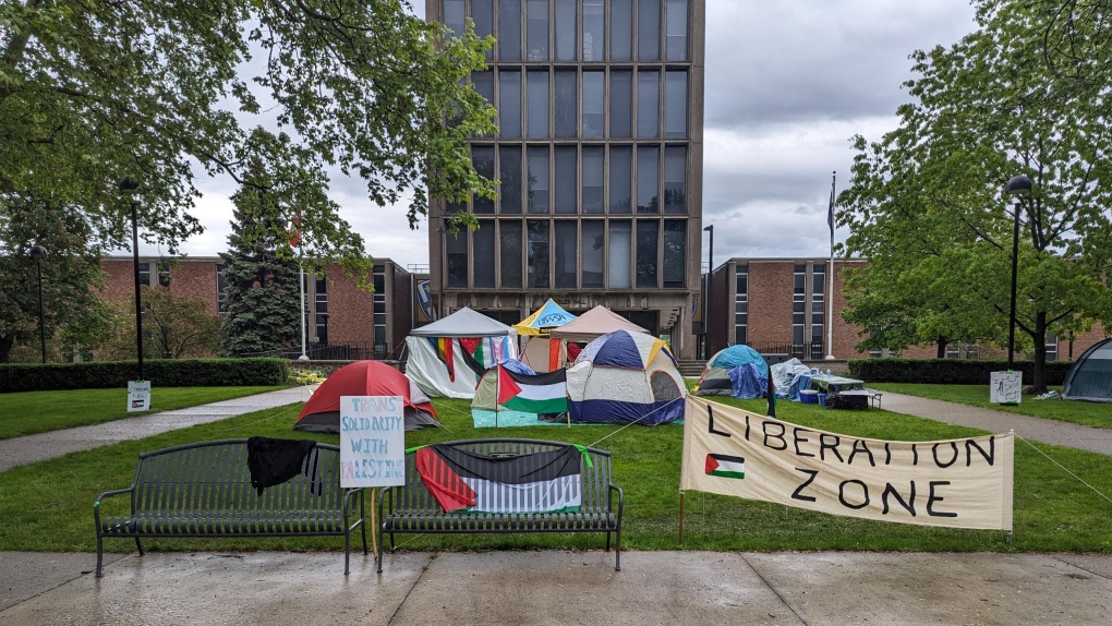 Pro-Palestinian protest at UWindsor enters fourth day [Video]