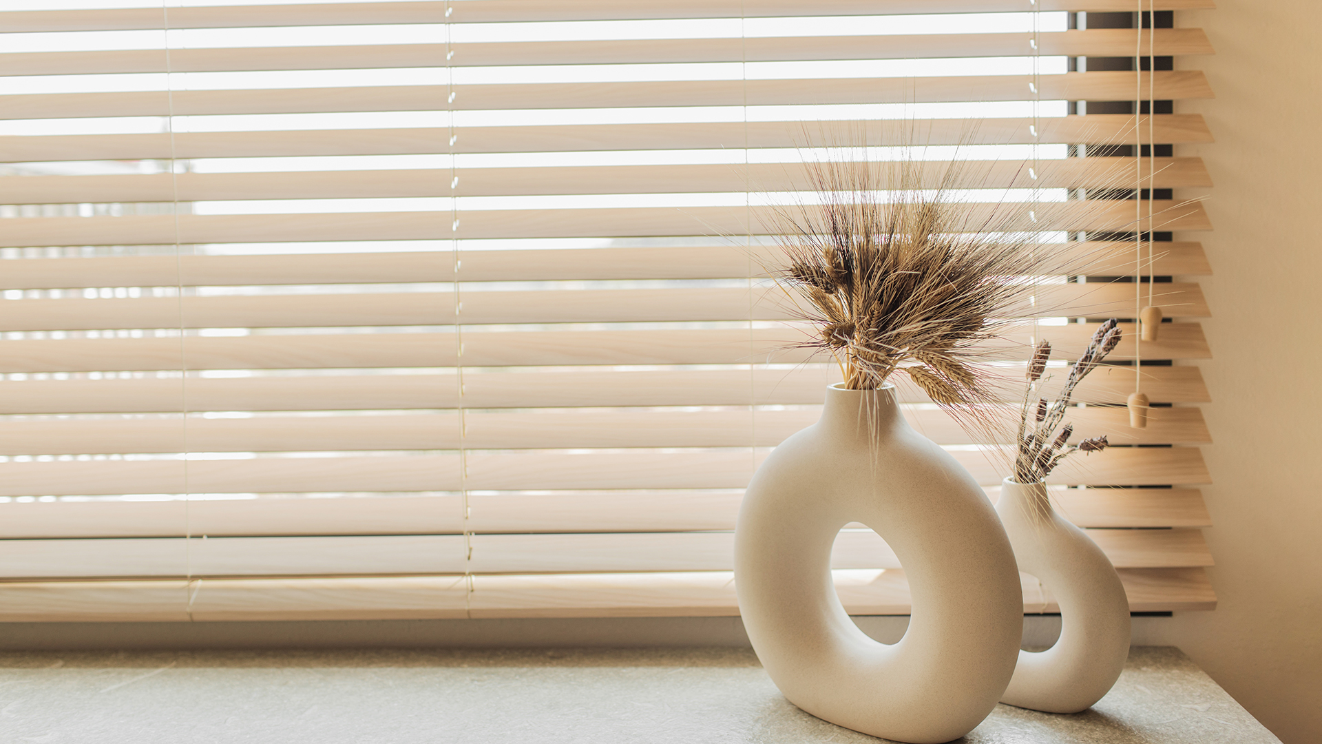 People say my clever hack for cleaning blinds is ‘brilliant’ – you’ll just need to repurpose a few items in your kitchen [Video]