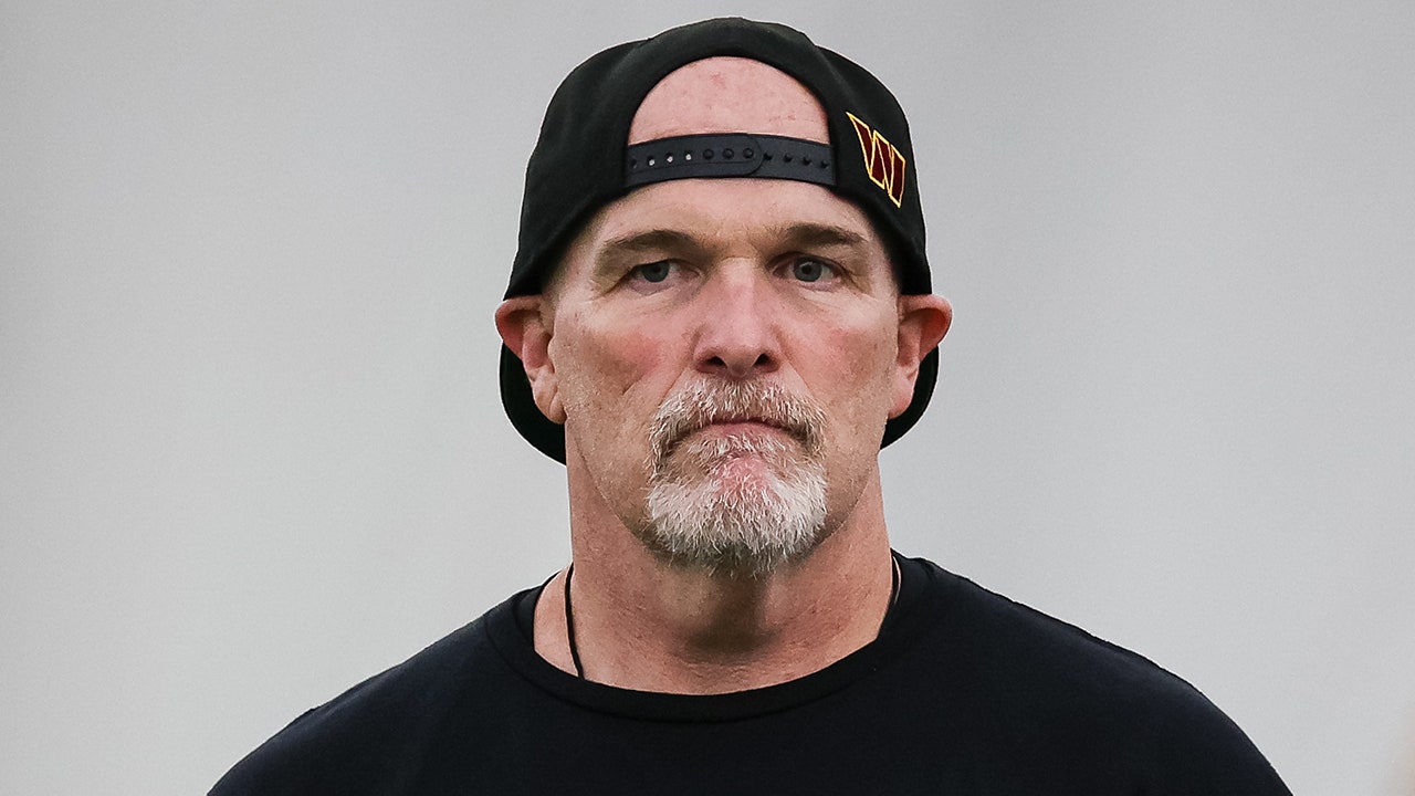 Dan Quinn’s feather T-shirt could be a rallying cry for a return to Washington’s greatness [Video]