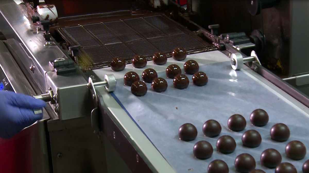 Asian-owned, Albuquerque chocolate shop gaining popularity [Video]
