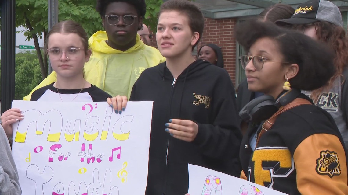 Maryland community rallies to save Frederick County Schools band, orchestra program [Video]