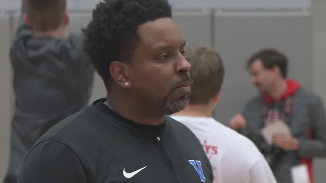 Vashon basketball’s Tony Irons making leap to college level [Video]