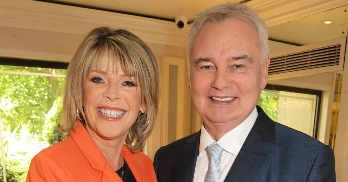 The truth behind Ruth Langsford wearing ‘wedding ring’ after Eamonn Holmes split [Video]