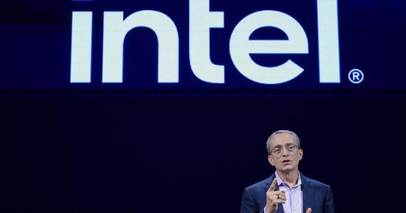 Intel battles AMD with new data center chips | U.S. & World [Video]