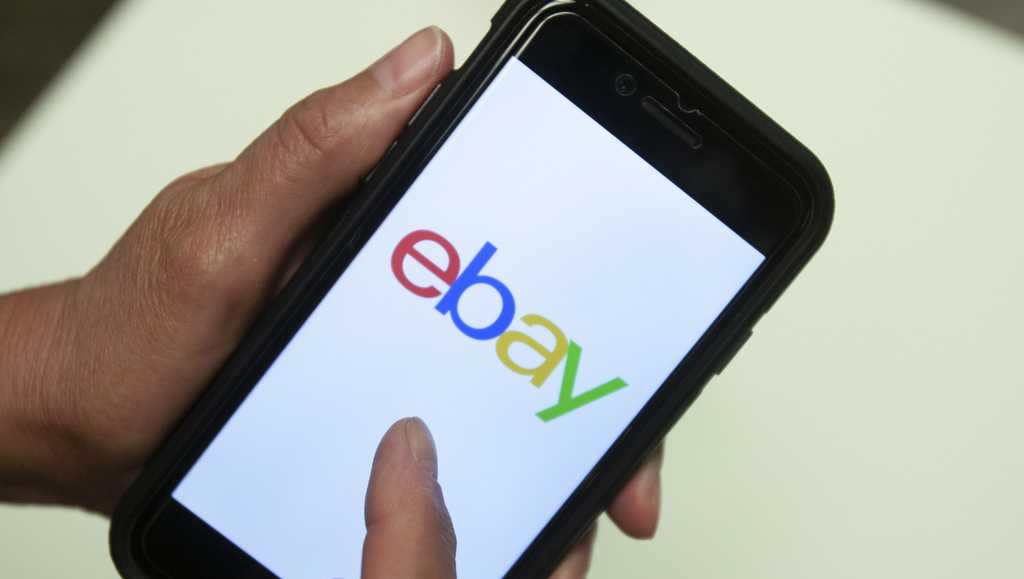 Online marketplace eBay to drop American Express, citing fees, and says customers have other options [Video]