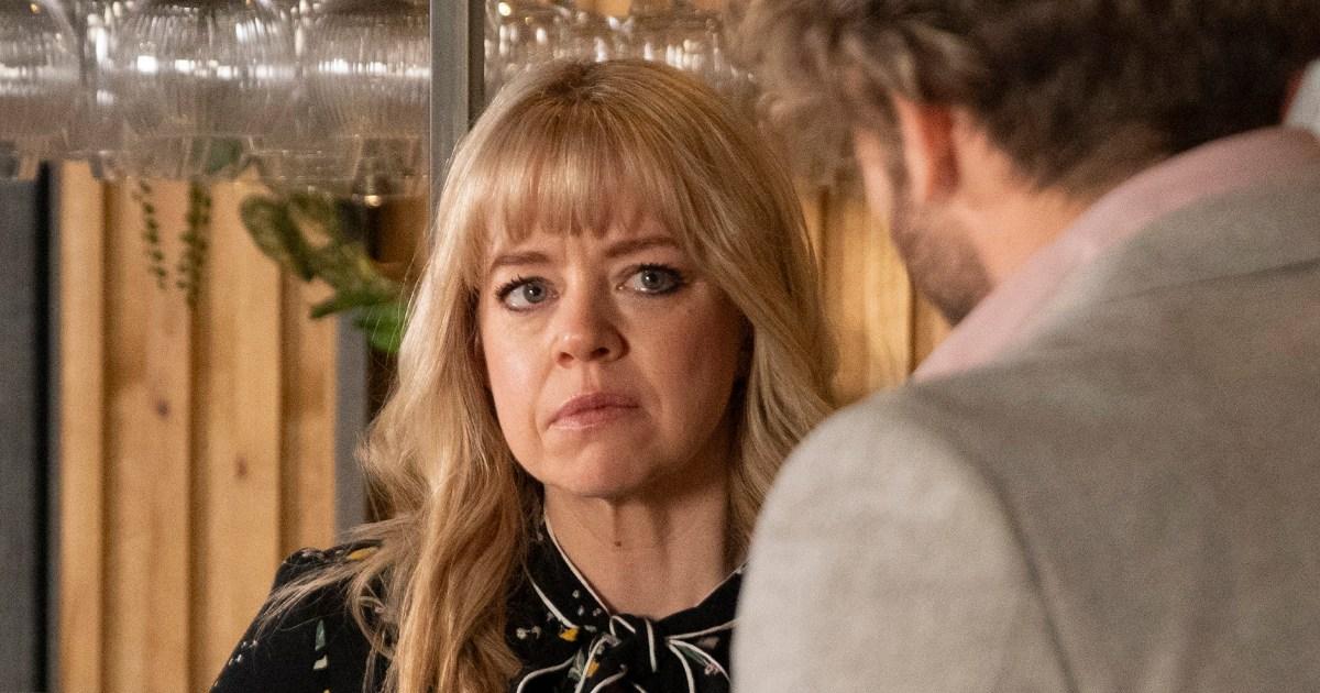 Terrified Toyah targeted by a stalker in Coronation Street and there is much worse to come | Soaps [Video]