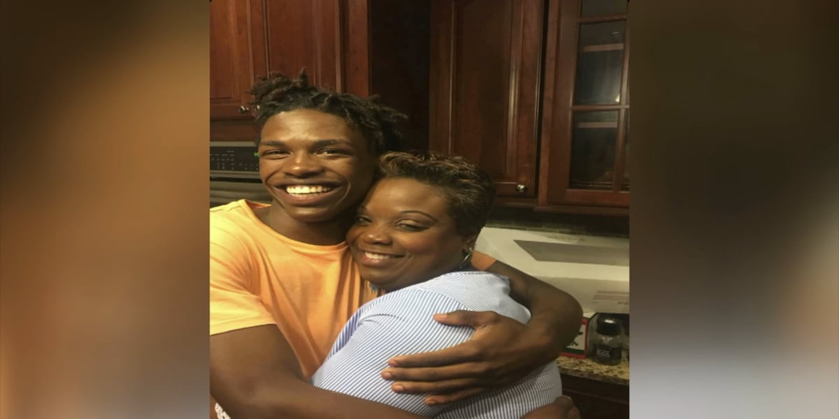 Mother of man shot, killed at Buckhead restaurant reportedly detained during protest [Video]