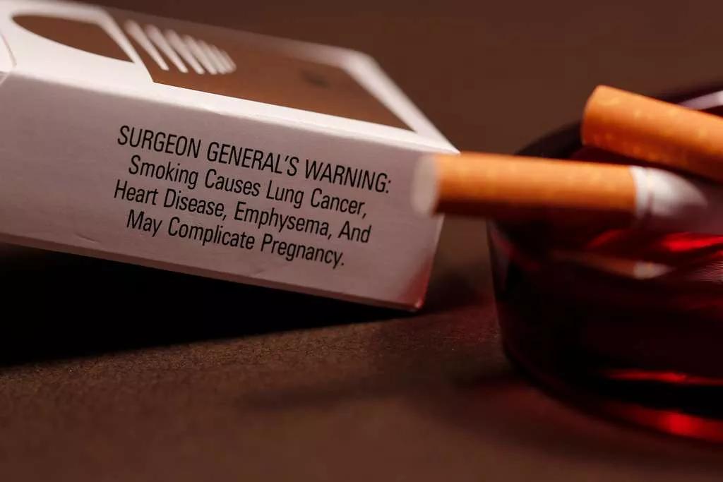 US Surgeon General calls for tobacco-style health warnings on social media – it’s bad for your mental health [Video]