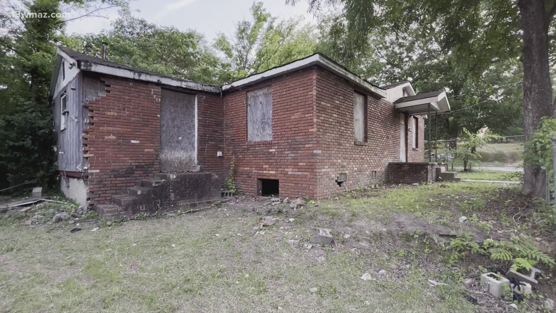 BSO: Skelton, child’s clothing discovered in a vacant Macon home [Video]