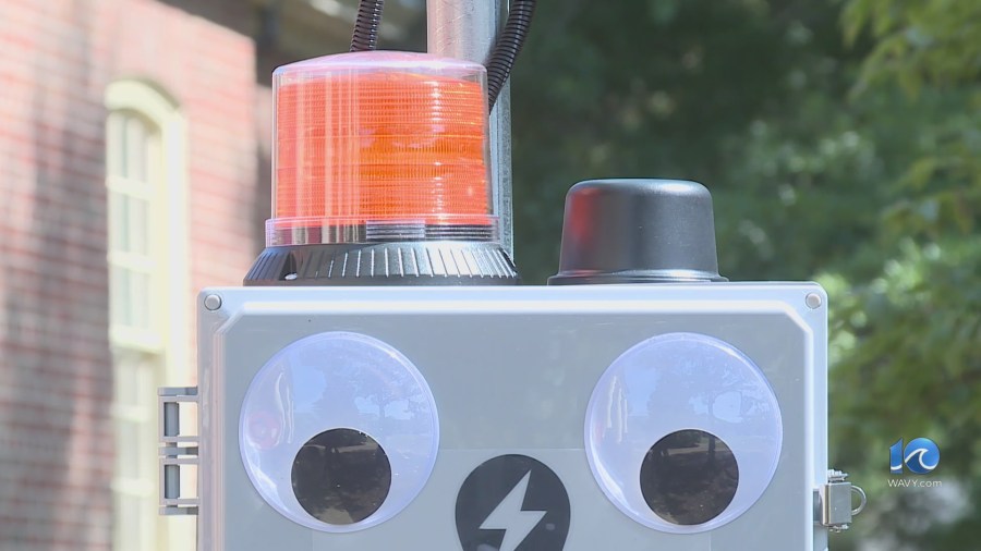 VB introduces new mobile weather forecast gadget to help with public safety [Video]