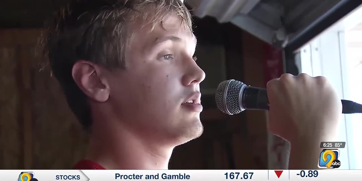 Williamsburg grad Landon Jepson is a sportscaster and singer with a voice fit for both [Video]