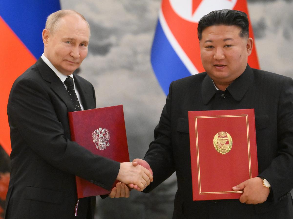 Putin and Kim Jong Un’s wartime pact sees the two autocrats one step closer to creating a world ‘safe for authoritarians,’ expert says [Video]