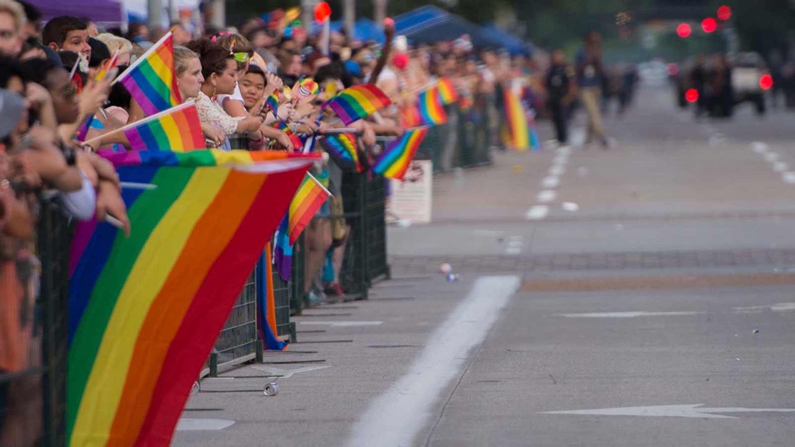 2024 Houston’s New Faces of Pride: Revelers stream into downtown to welcome city’s new LGBTQ+ celebration [Video]