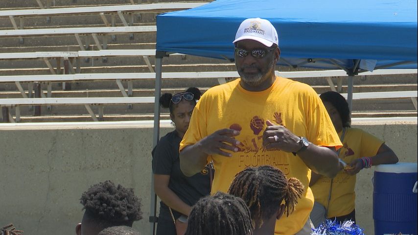 Super Bowl champion Doug Williams hosts annual elite football camp at Memorial Stadium [Video]