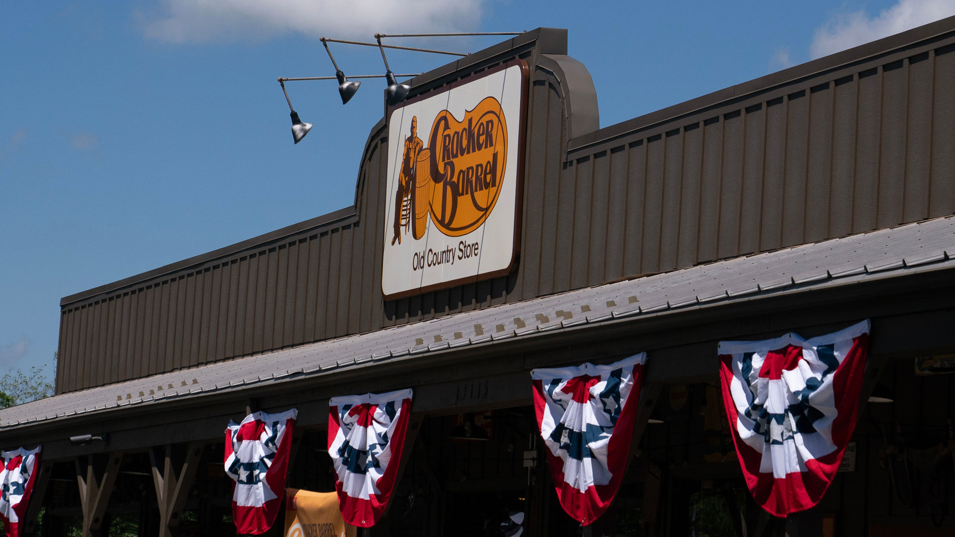 Cracker Barrel launches largest menu test in 55-year history with 20 new items – but only 14 locations can try them [Video]