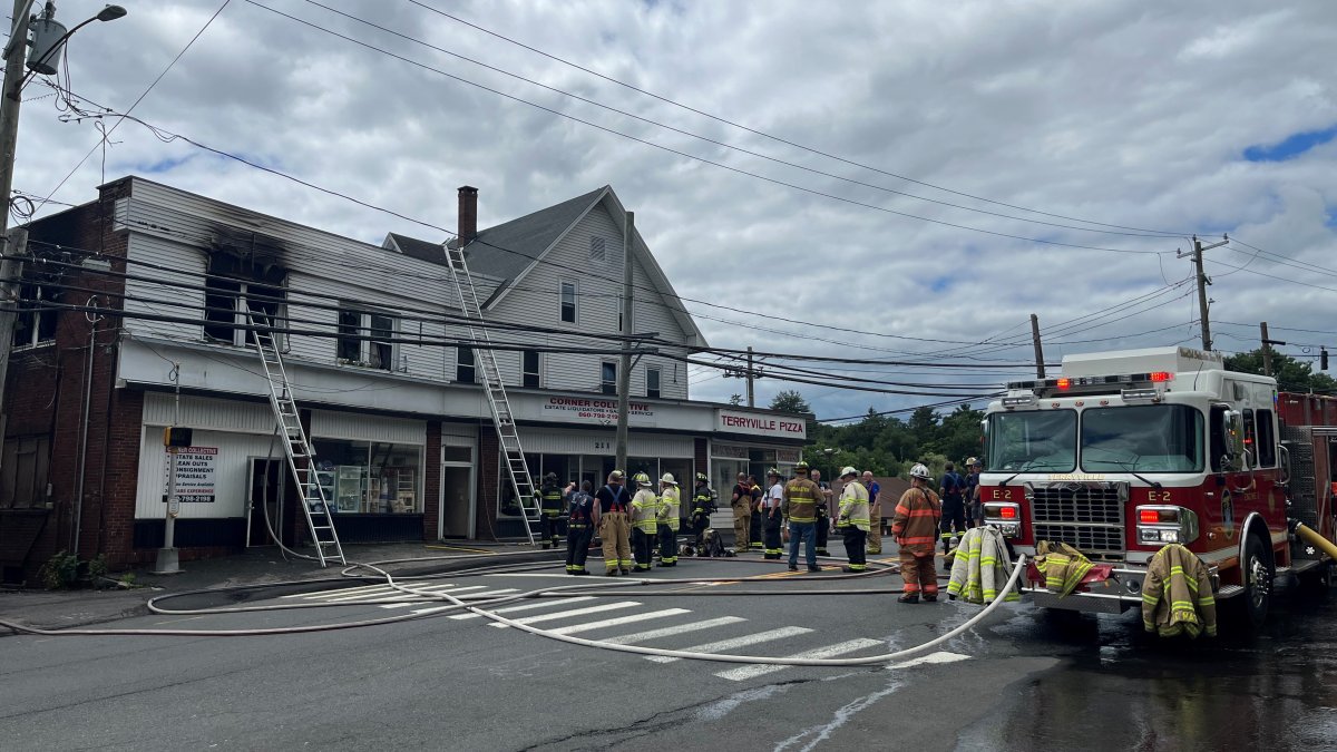 Terryville salon hosts clothing drive for families forced out of homes by fire  NBC Connecticut [Video]