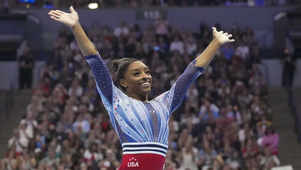 Simone Biles moves closer to 3rd Olympic trip [Video]