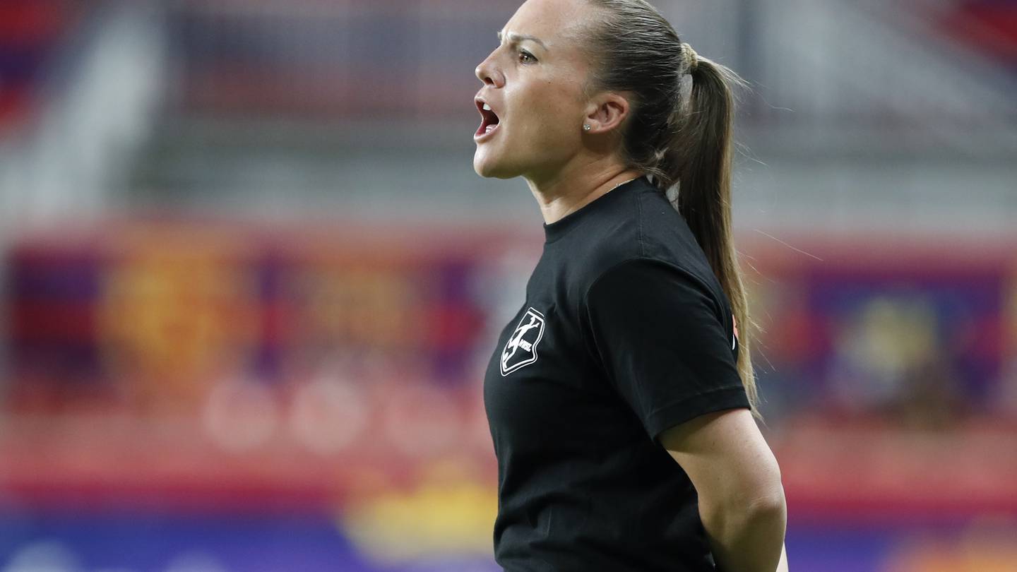 Utah Royals fire head coach Amy Rodriguez, along with team president and goalie coach, after tough start to season  WSB-TV Channel 2 [Video]