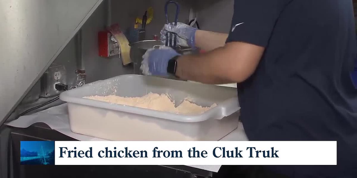 Inside the ClukTruck making Spinx’s fried chicken [Video]