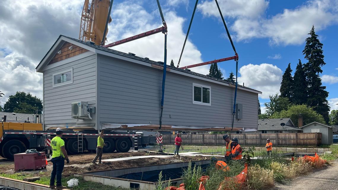 New tiny homes in Vancouver for homeless people [Video]