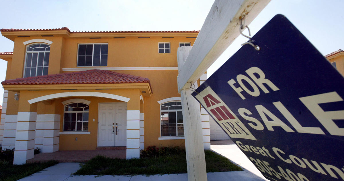 Homes are unaffordable in 80% of larger U.S. counties, analysis finds [Video]