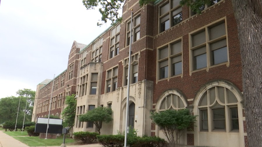 Lansing community might say goodbye to historic landmark [Video]