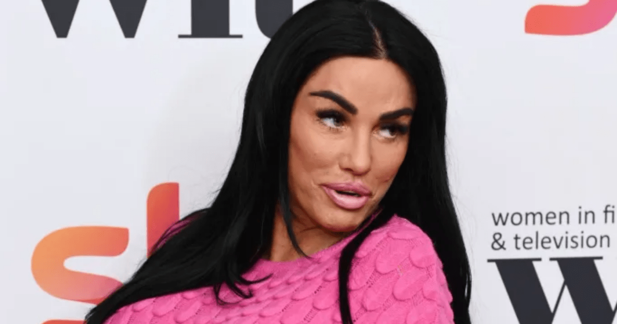 Katie Price puzzles the internet with picture of mysterious injury [Video]