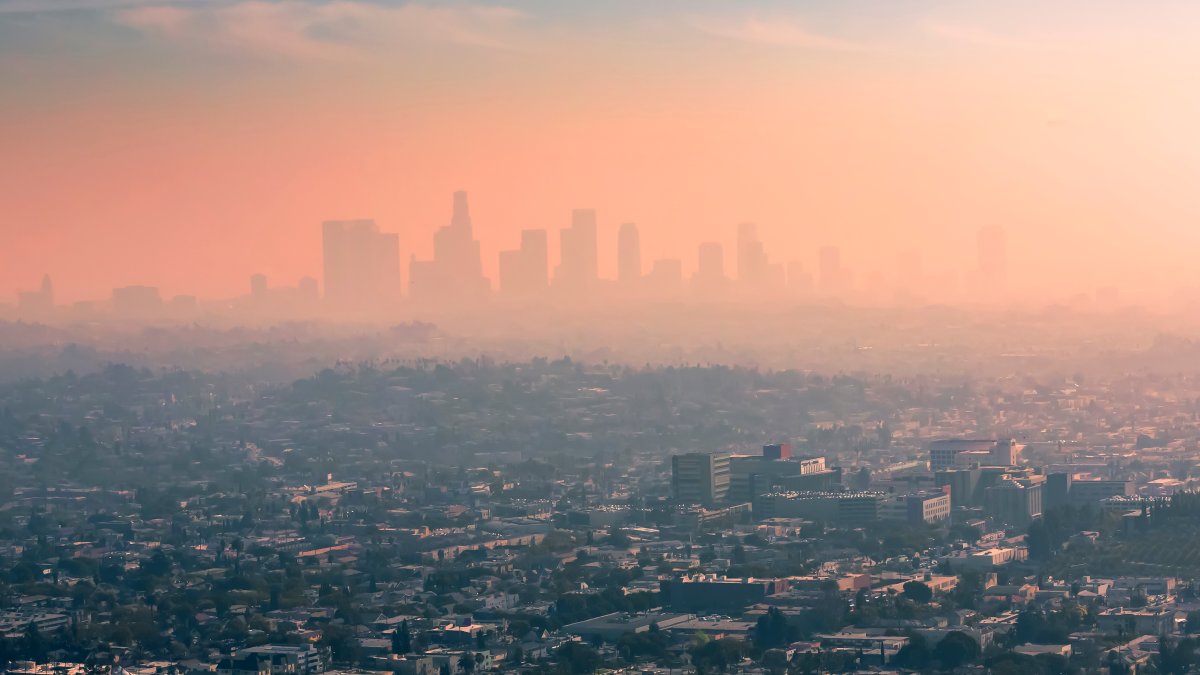 SoCal communities face unhealthy air quality, elevated temps  NBC Los Angeles [Video]