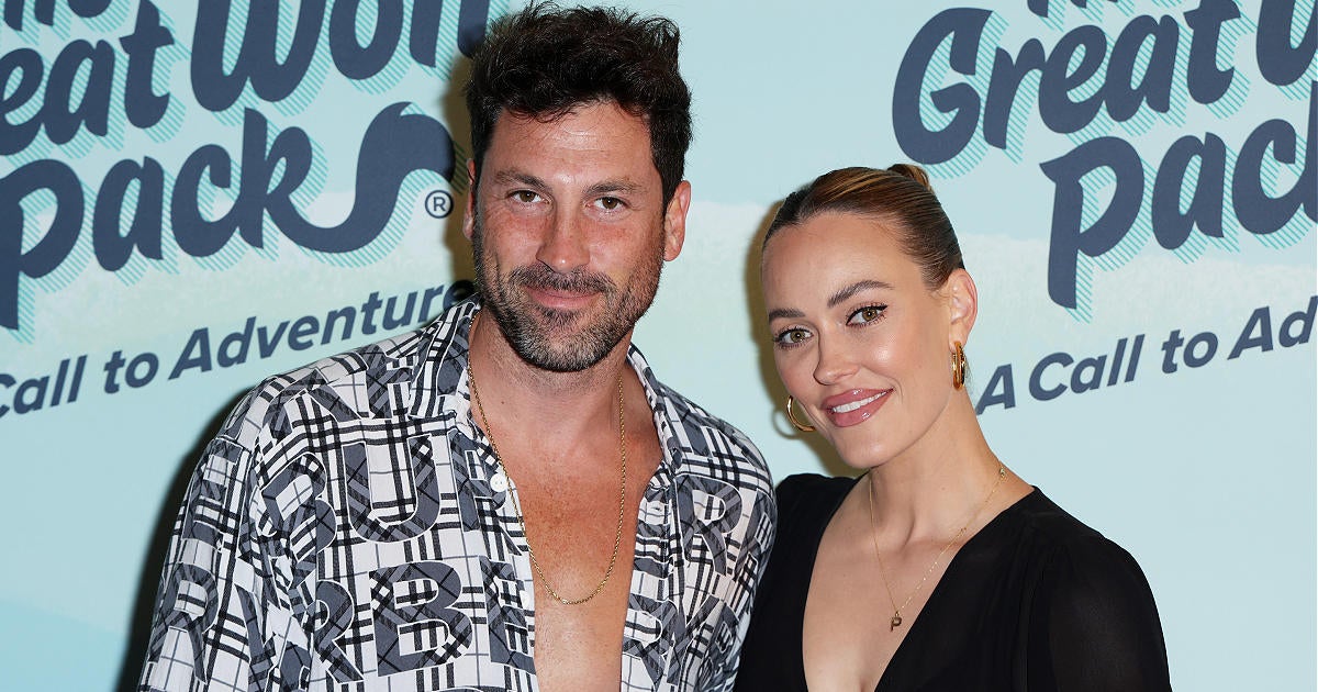 Maksim Chmerkovskiy and Peta Murgatroyd Welcome 3rd Child [Video]