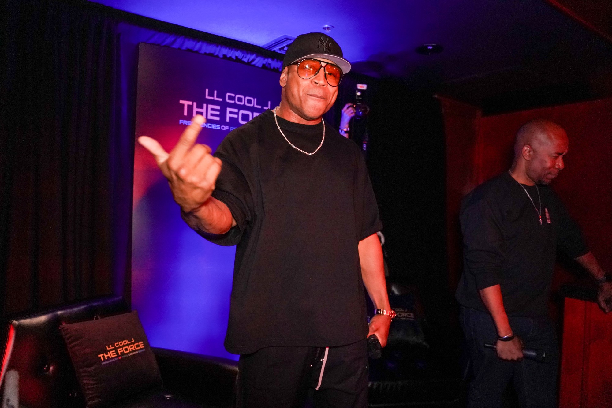 LL Cool J Makes Comeback After 11 Years [Video]