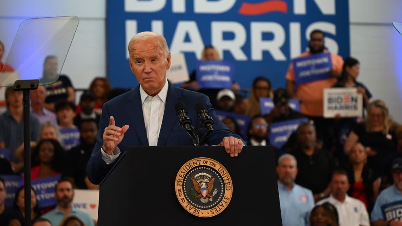 Dallas County Young Democrats call for President Biden to end campaign [Video]