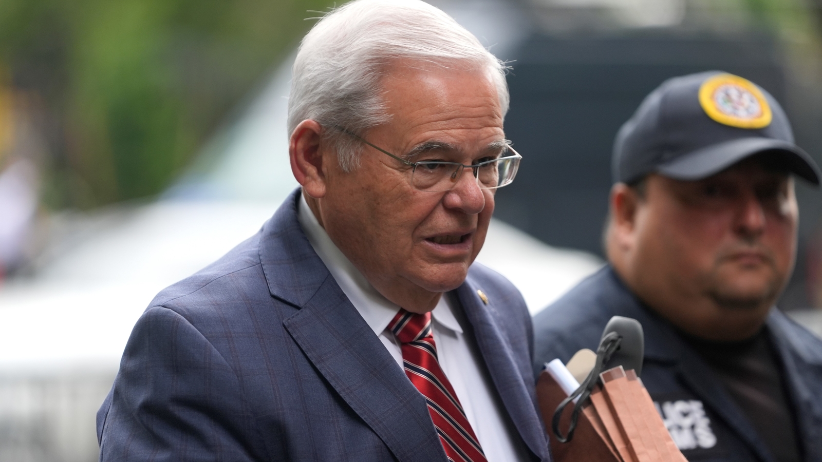 Second day of jury deliberations underway in Sen. Bob Menendez’s bribery trial in New York City [Video]