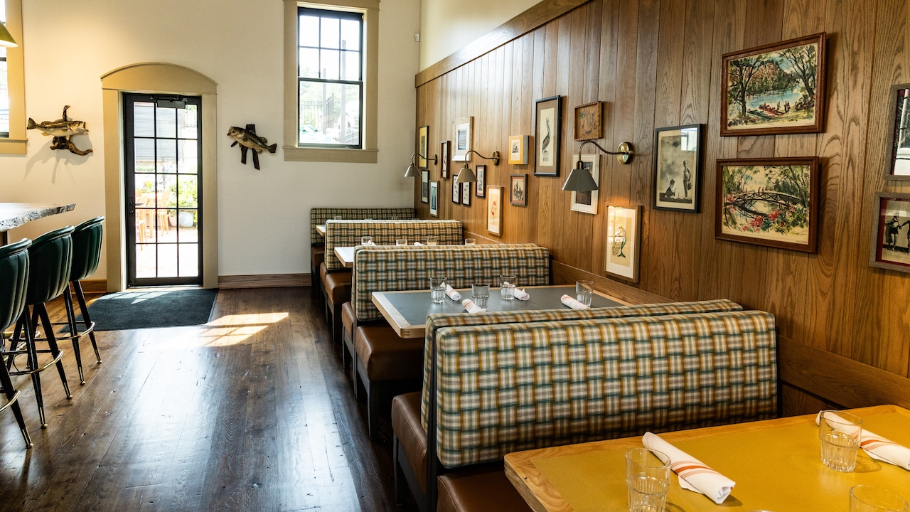 New restaurant breathes life into an old, forgotten Birmingham building [Video]