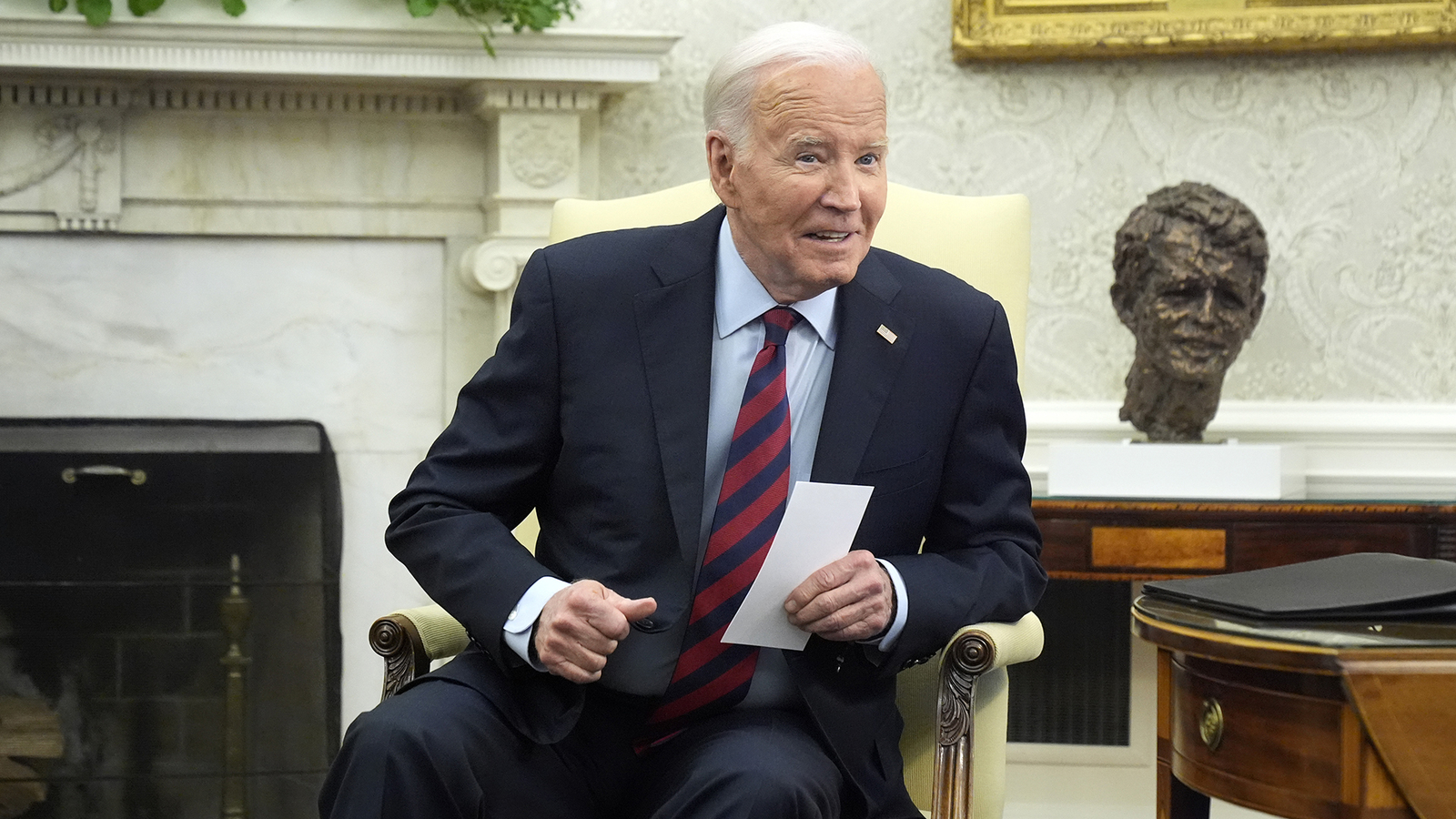 Biden will announce deportation protection and work permits for spouses of US citizens [Video]