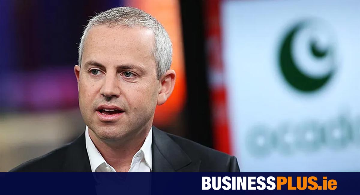 Ocado boss in rallying cry to investors after 90pc share fall [Video]