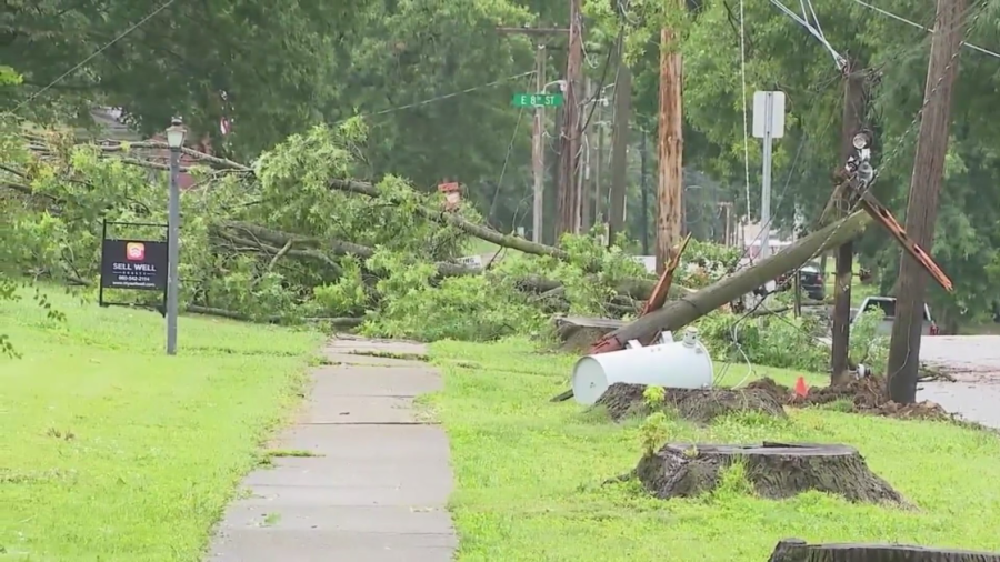 Tuesday morning storms leave rural Missouri community picking up [Video]