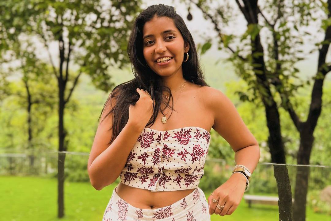 Travel Influencer Aanvi Kamdar Dead After Falling into Gorge [Video]