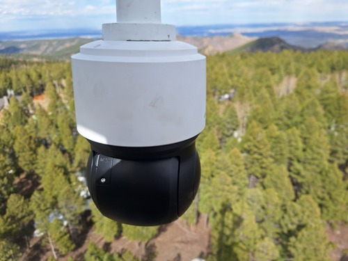 Xcel, electric cooperatives AI cameras helped detect Junes Bear Creek fire [Video]