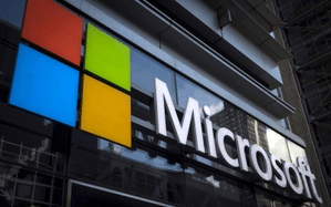 Global Microsoft Outages: A Major Cyberattack Disrupts Services Worldwide [Video]