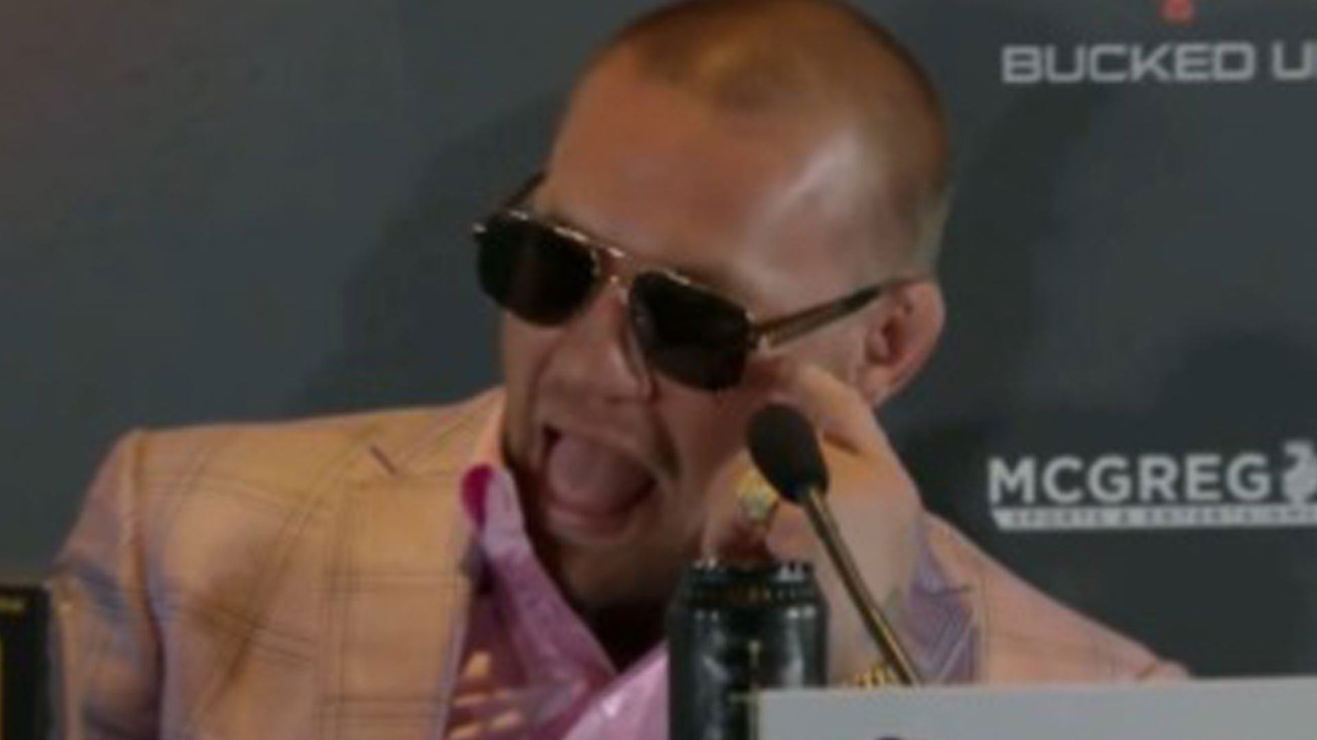 Conor McGregor squirms awkwardly as journalist impersonates UFC star at press conference [Video]